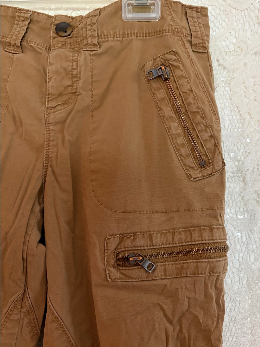Calvin Klein Jeans Pre-loved Women’s Pants in Rust Size 4 - Picture 2 of 8